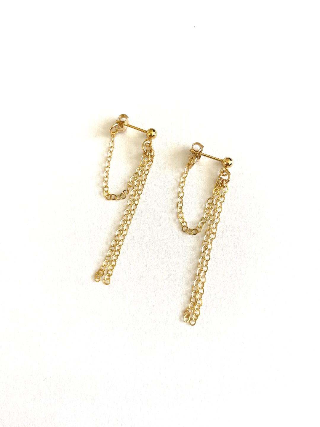 boucles-oreilles-pendantes-chaine-dore-plaque-or-gold-filled-elegante-bijoux-femme-cadeau