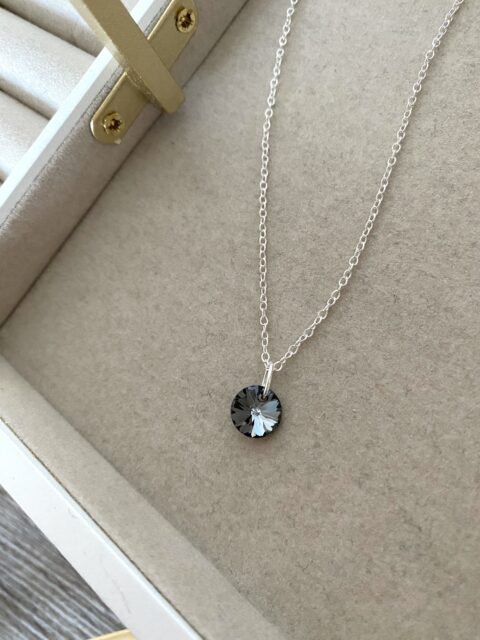 collier-argent-cristal-swarovski-noir-fin-bijoux-cadeau-femme