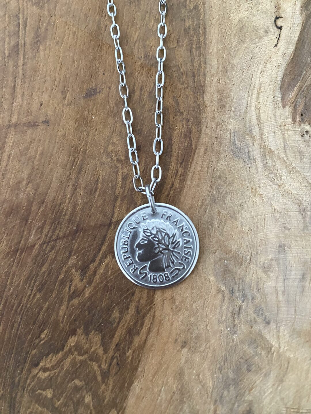 collier-homme-acier-inoxydable-piece-franc-republique-francaise-monnaie-bijoux-cadeaux