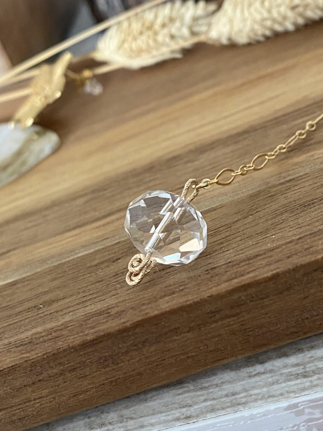 collier-upcycle-gold-filled-dore-or-perle-facette-verre-fil-diamante-fleur-rose-goutte-reglable-bijoux-cadeaux-femme