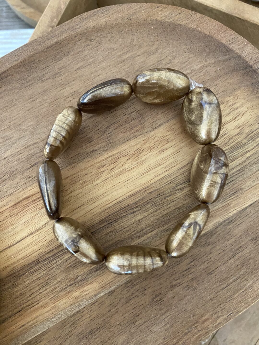 bracelet-femme-elastique-perle-plate-resine-bronze-marbre-cadeaux-bijoux