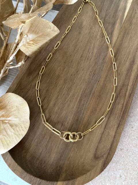 collier-maille-rectangle-striee-anneaux-enlaces-torsades-acier-dore-inoxydable-tendance-bijoux-cadeaux-femme