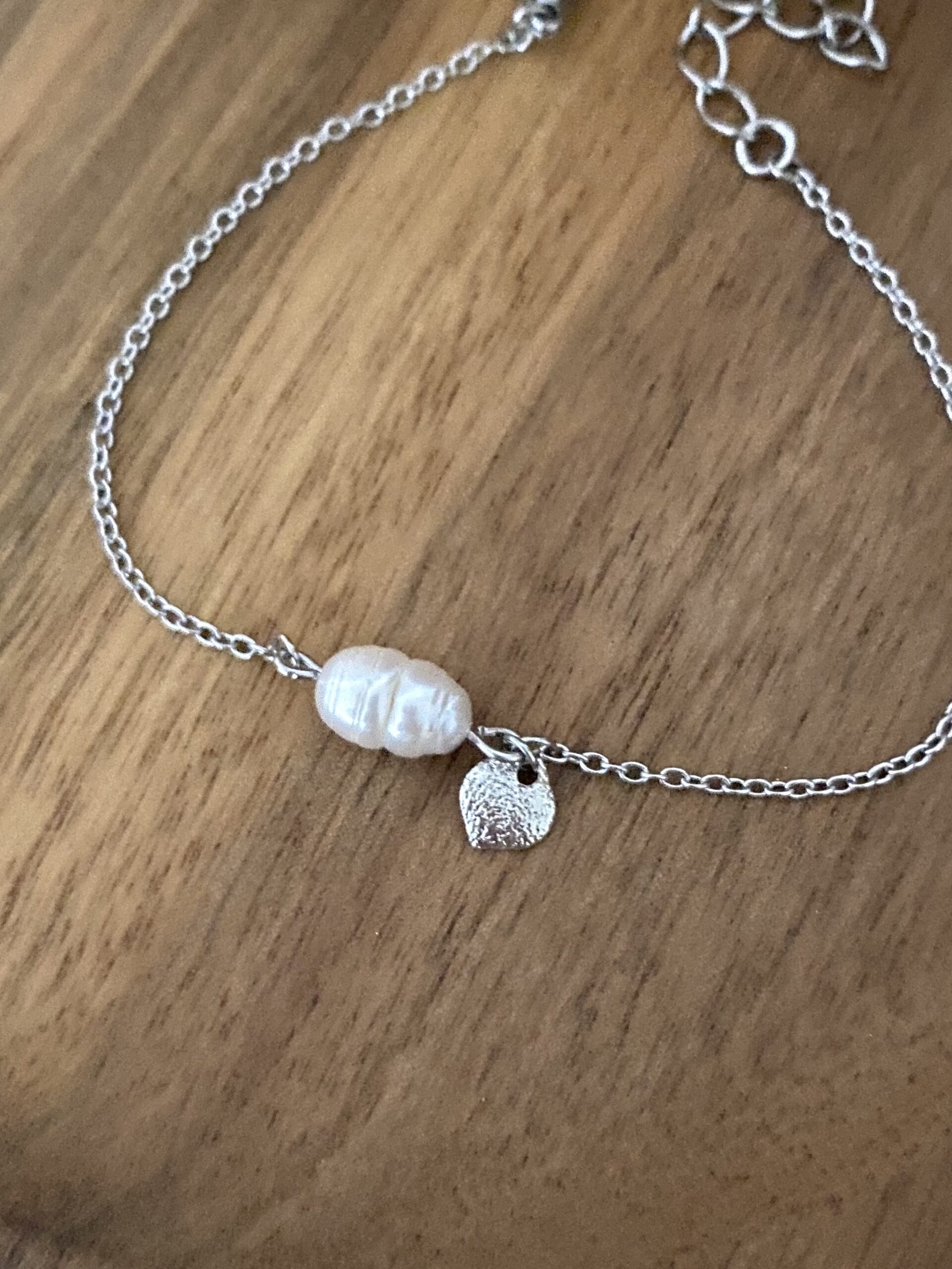 bracelet-acier-inoxydable-perle-eau-douce-nacre-naturelle-goutte-diamantee-bijoux-femme